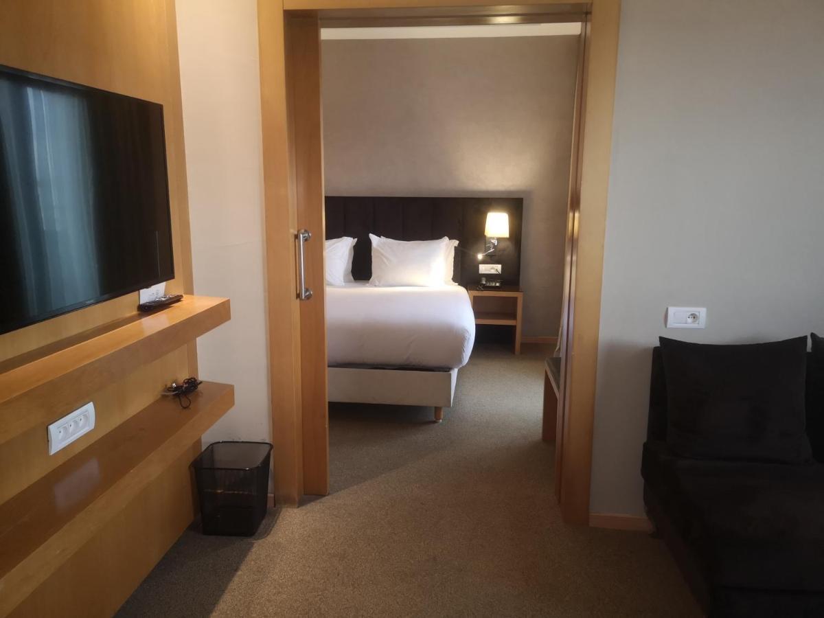 Annakhil Hotel 3*